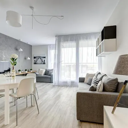 Rentapart Sadova Apartment